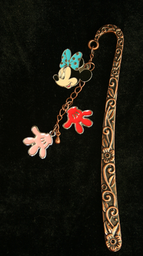 Minnie and Hand 3D Bookmark