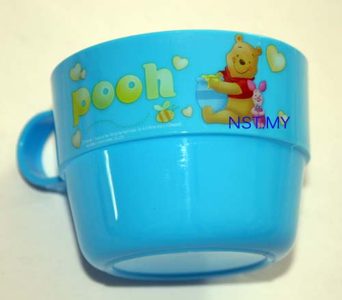 Winnie the Pooh Cup with handle (blue) - Click Image to Close