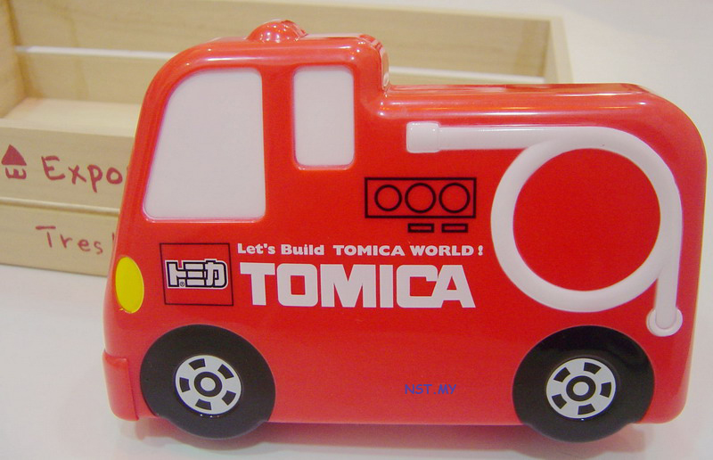 Tomica Car Fire Fighter Lunch Box