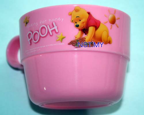 Winnie the Pooh Cup with handle (Pink)