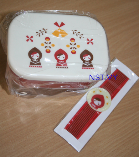Red Riding Hood 2-tier Lunch Box for Kid with bento strap