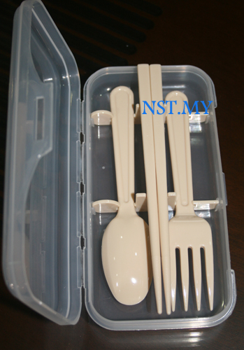 Japan Made Fork+Spoon+Chopstick Box Set(Beige)